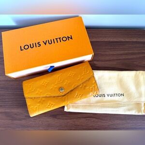 Full Inclusion Auth Louis Vuitton Sarah Monogram Empriente w/matching Po…